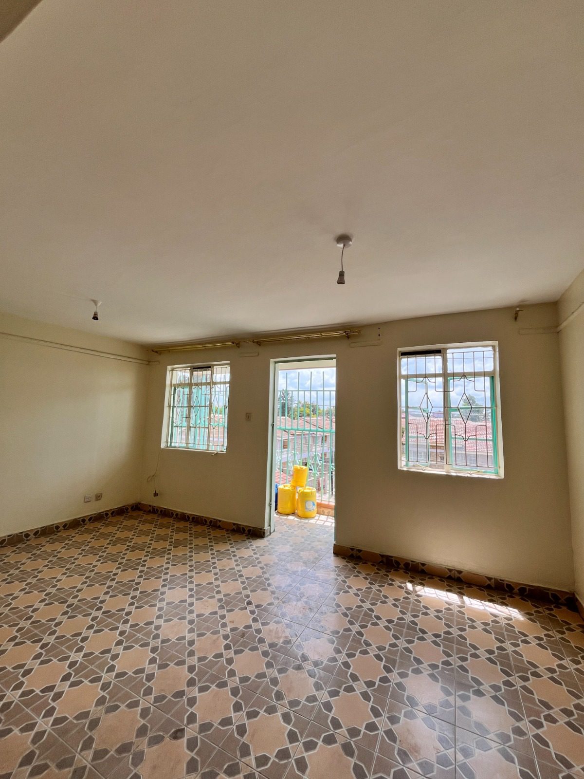 Simon's - Donholm Apartments (A) – 2 Bedroom Apartment in Donholm (Near Greenspan Mall)