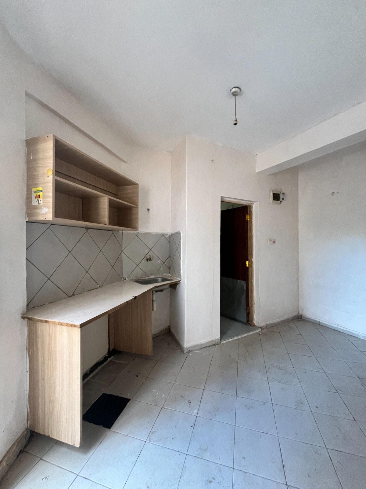 Gregory's - Donholm Apartments – Bedsitter in Donholm (Near Edelvale Catholic Church)