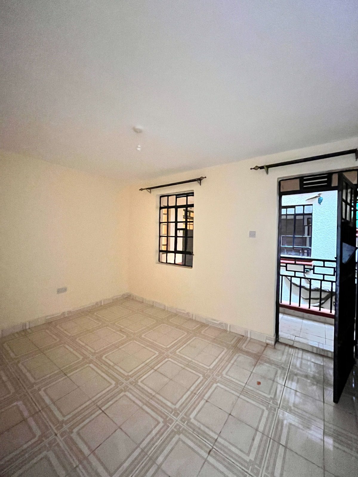 Joesta – 2 Bedroom Apartment in Jomoko (Near TIBS College)