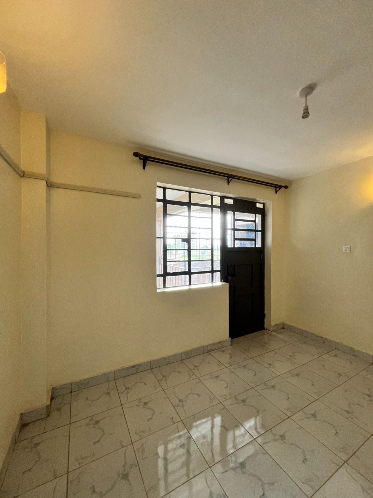Dew West (B) – 1 Bedroom Apartment in Jomoko (Near Zzed)