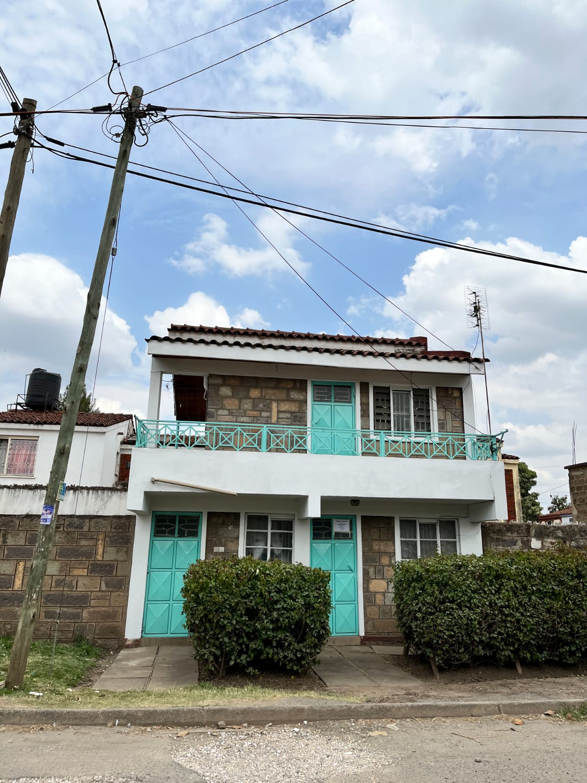 Christopher's Apartment – 2 Bedroom Apartment for Rent in Buruburu (Near Pizza Inn Rubis Buruburu)