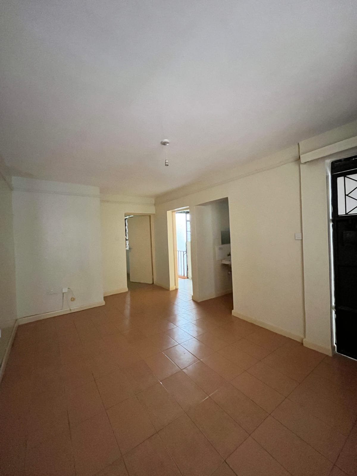 Aaron's - 1 Bedroom Apartment in Thome (Opposite Rubis Thome)