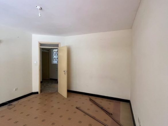 Dennis' Apartment – 2 Bedroom Unit in Fedha (Near CNC Fitness Hub)