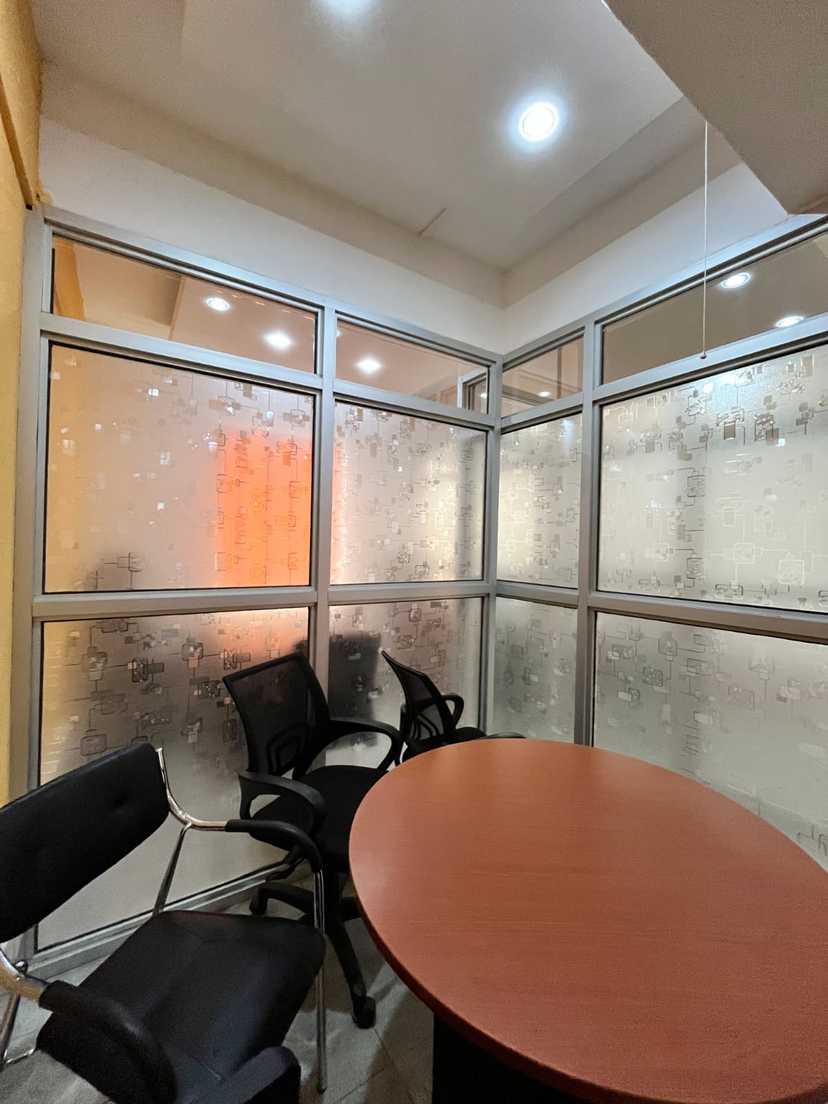 Peter (B) – Commercial Space for Rent (Kikuyu, Post Office Road, Near Viewfinder Opticians)