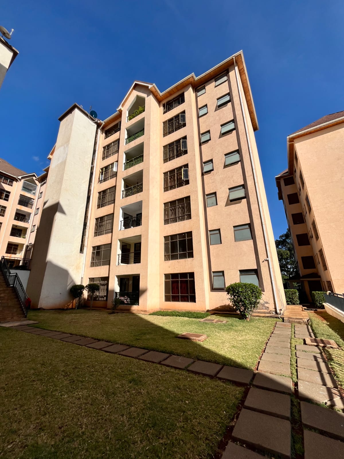 Sunnyside Court – 2 Bedroom Apartment for Rent near The Royal Arabian Restaurant Loresho, Nakuru–Nairobi Highway, Mountain View (#10116122501)