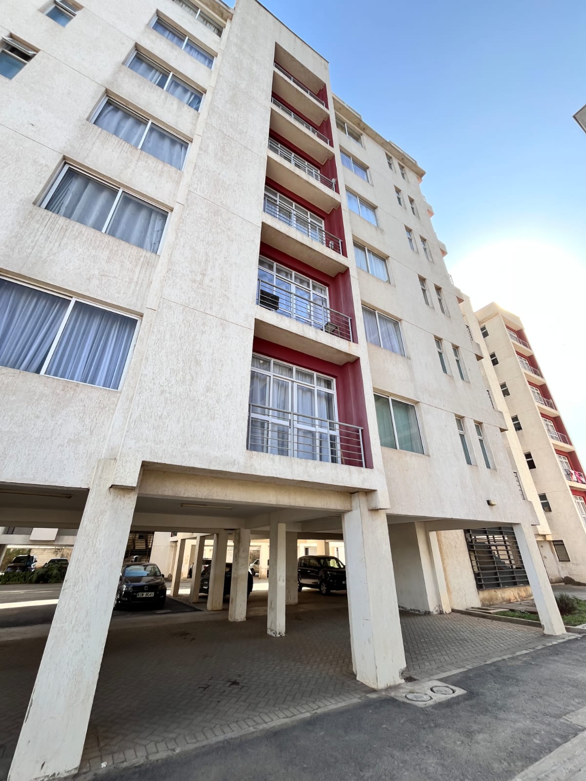 Racecourse Gardens – Bedsitter Apartment for Rent near Twinkle Hub Restaurant, Mama Wahu Road, Ngong Road (#2012122502)