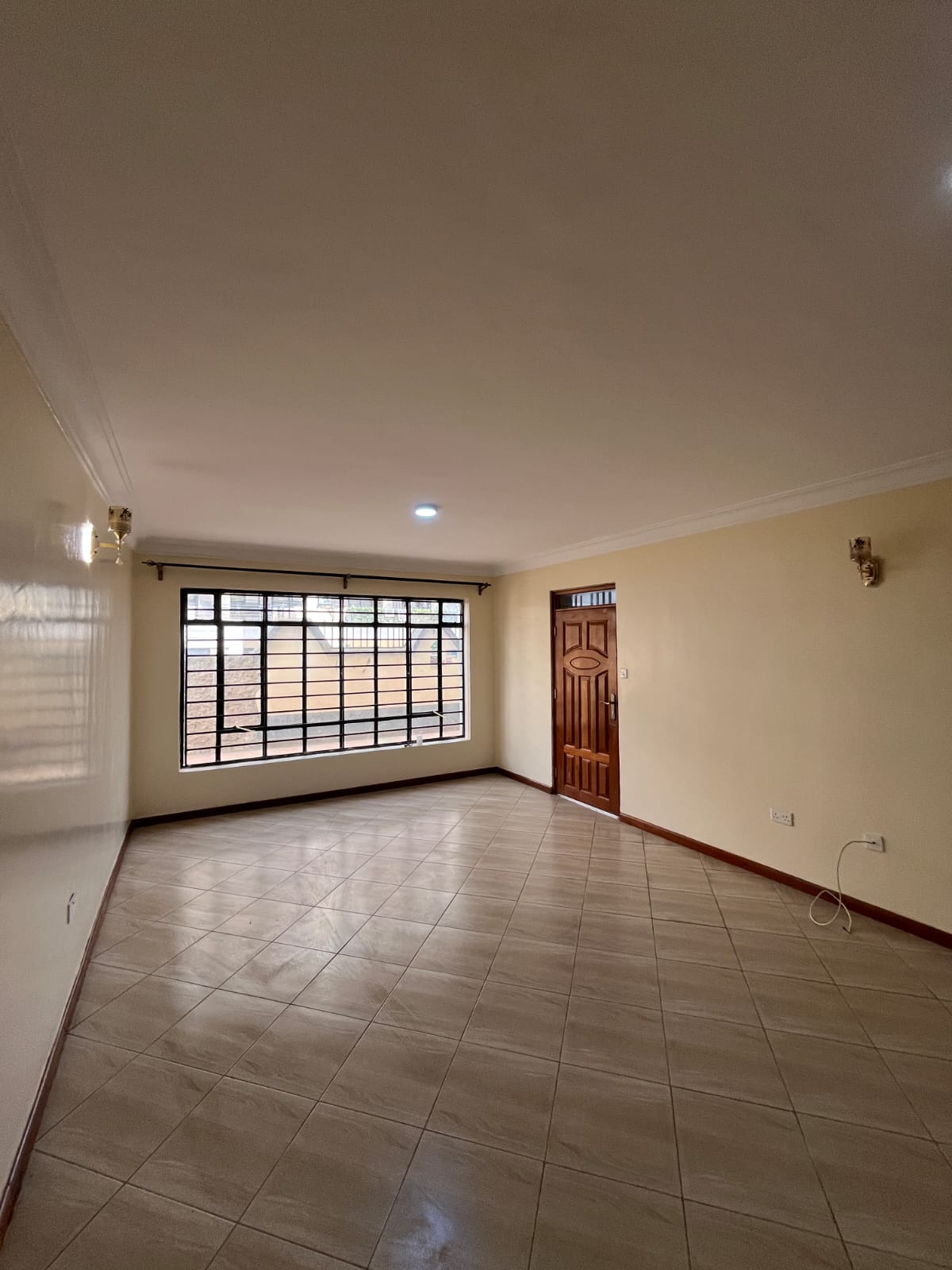 Faveur Chateau Apartment 3 Bedroom Apartment for Rent near Instacare Medical Centre, 2nd Sunshine Avenue, Kamakis (#10110022610)