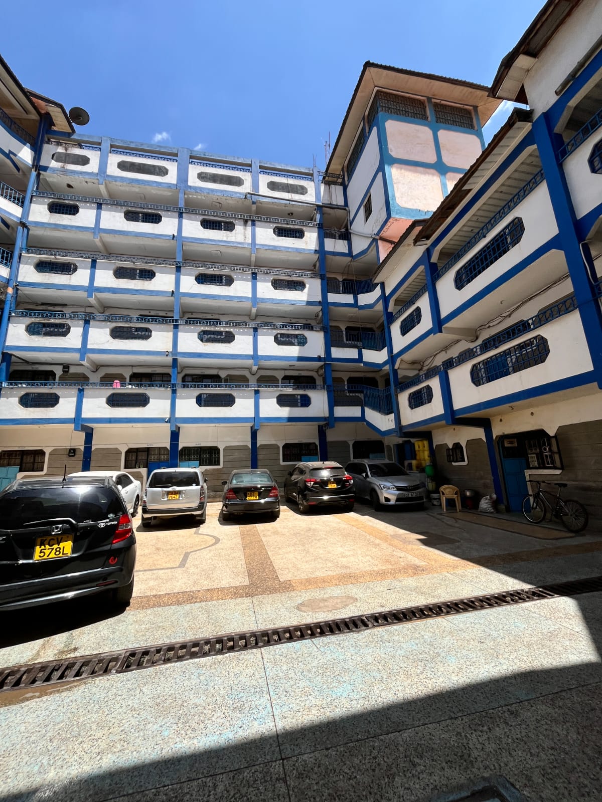 White and Blue Bedsitter/Studio Apartment for Rent near Paniel Hostel, Garden Estate Road, Thome (#10304022603)