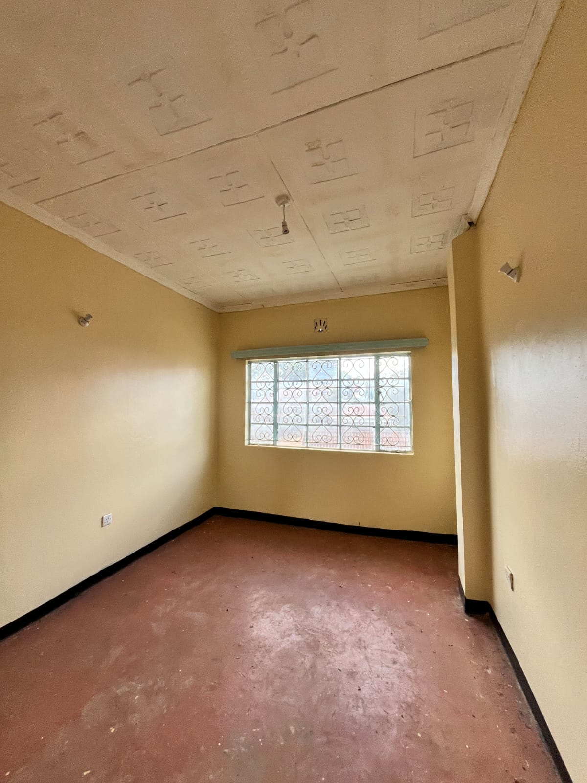 2 Bedroom Apartment for Rent near Upper Hill Academy, Banana posta road, Banana (#10119022604)